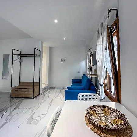 Mira Luxury Apartment Paralia Dionysiou