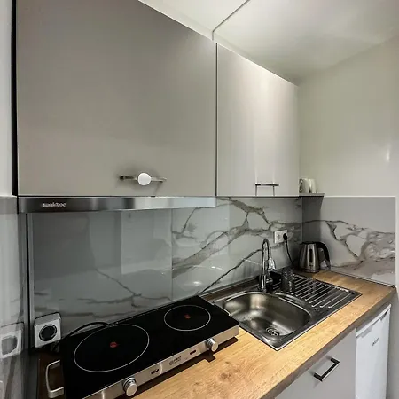 Mira Luxury Apartment