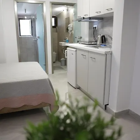 Mira Luxury * Paralia Dionysiou